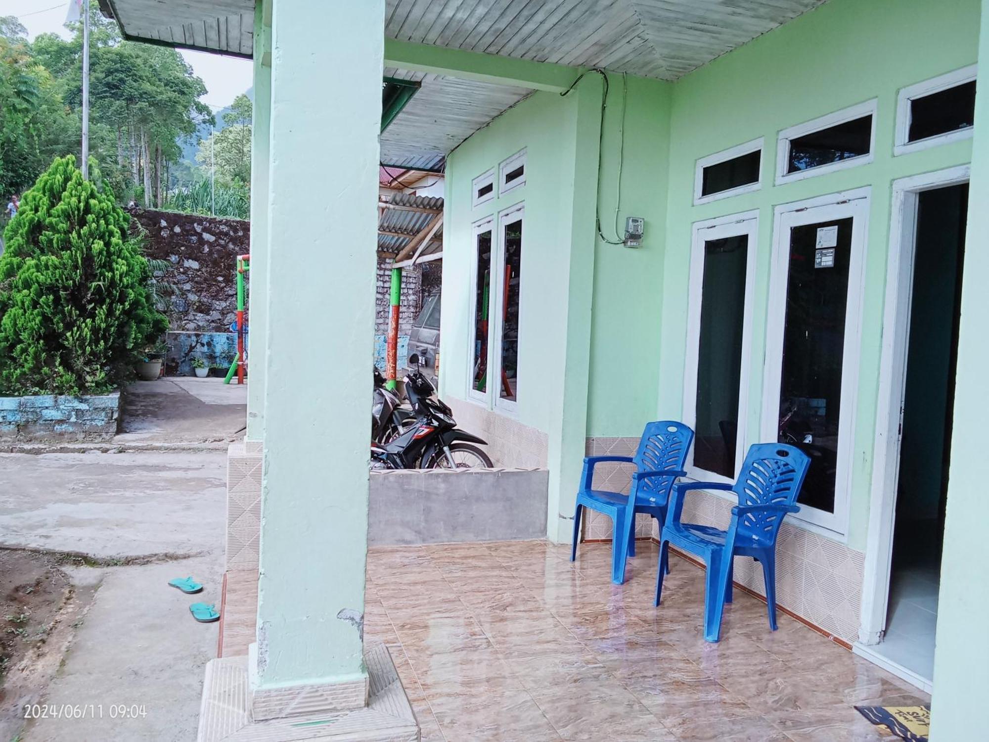 Petra Homestay Bangka Leda Ruteng Luaran gambar